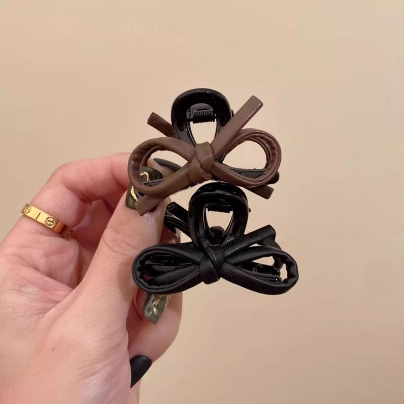 2 Adet Vintage Deri Fiyonklu K - Leatherwork Pony incelemesi ve fiyatı